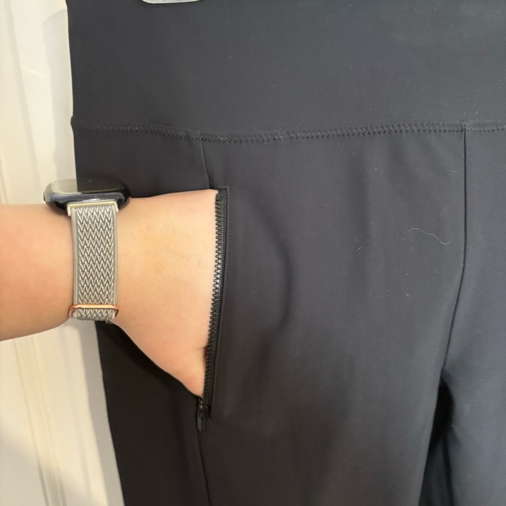 Athleta Black High Waisted Athletic Activewear Leggings Pants Zipper Pockets - Picture 6 of 12